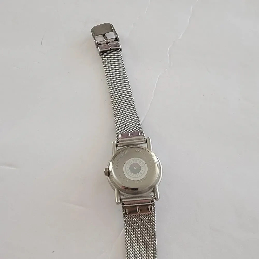 Joan Taylor Of New York Womens Watch Silver Dial Silver Case Mesh Bracelet